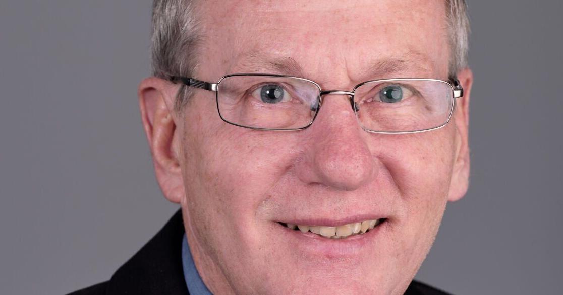 Longtime SCC, Lincoln school board member dies |