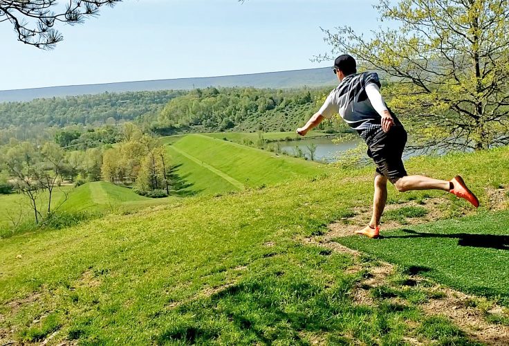 Disc golf professional visits Faylor Lake course | News, Sports, Jobs