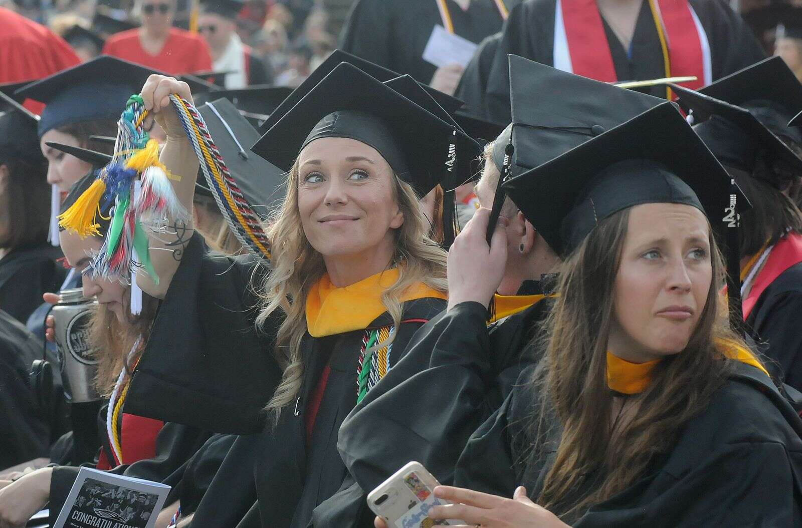 In Photos: Southern Oregon University Graduation – Medford News, Weather, Sports, Breaking News