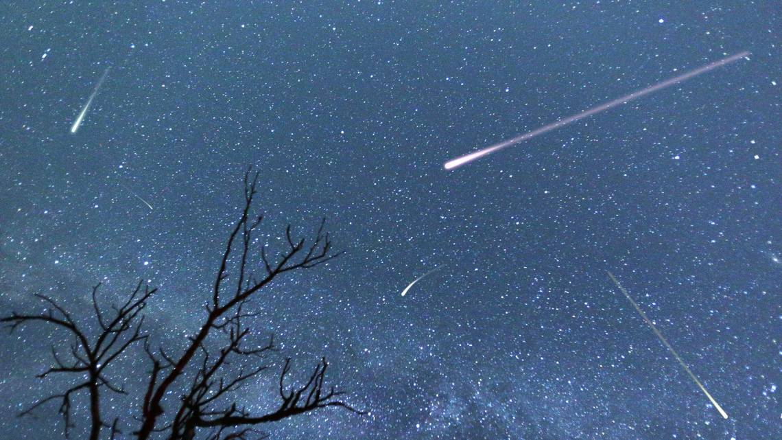IMG perseid meteor showe 3 1 DME8C590 L409849300