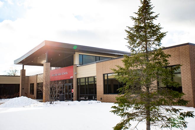 Holland hires associate superintendent, students working on veterans wall