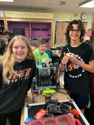 St. Cloud Tiger Robotics Hosting VEX Tournament