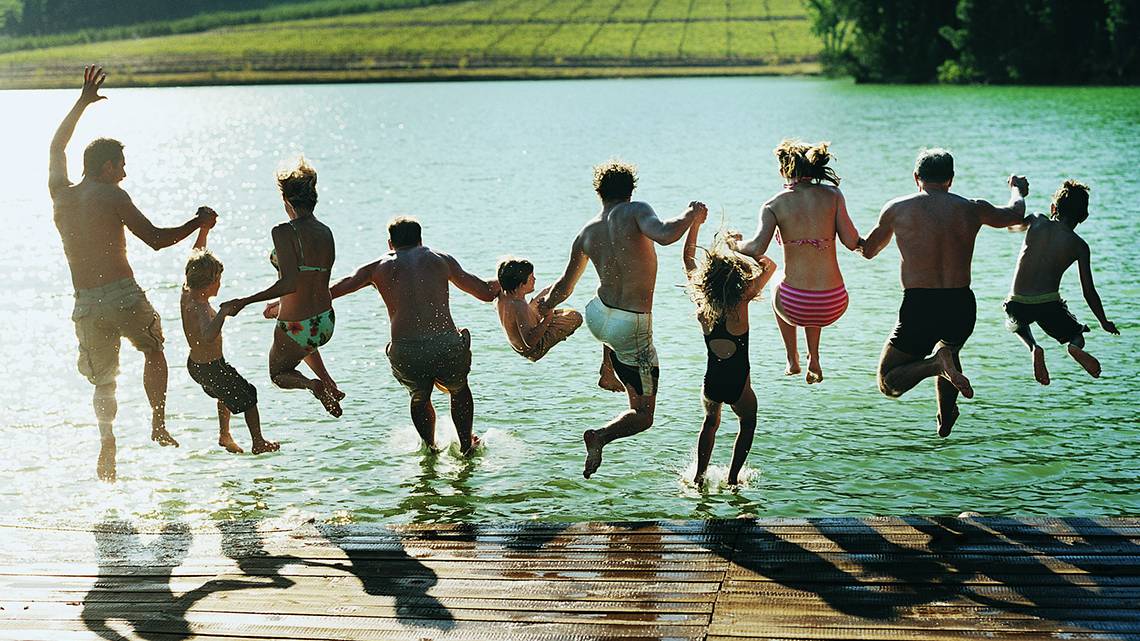 MM FILE getty stock image summer family fun